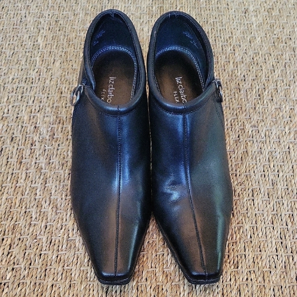Liz Claiborne Flex Black Leather Heeled Boots with Pointed Toe & Zipper Size 8 - Picture 2 of 9